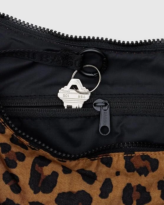 BAGGU Medium Nylon Crescent Bag (Leopard)