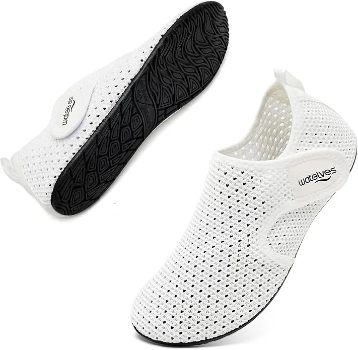 WateLves white mesh water shoes adjustable magic tape strap pair